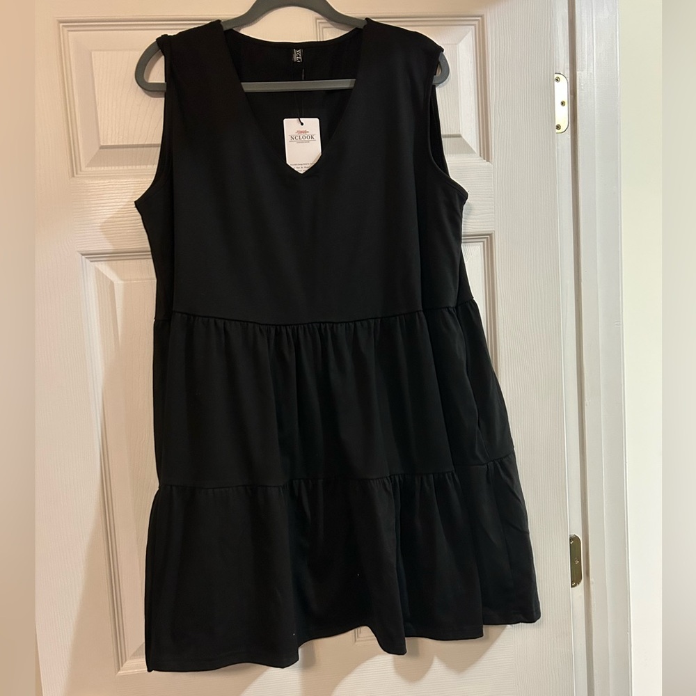 BNWT Women’s Size 3XL Black Mini Dress
